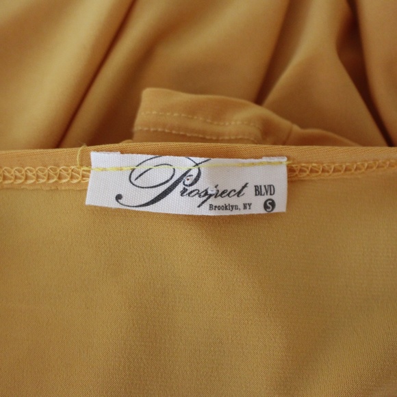 Yellow Three-Quarter Sleeve Blouse - Picture 6 of 6